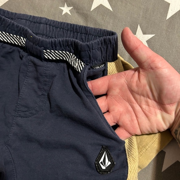 Boys Volcom Matching Set - Picture 3 of 6